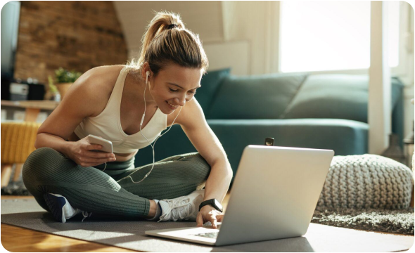 Friends encouraging each other during an online LifeRxMD session